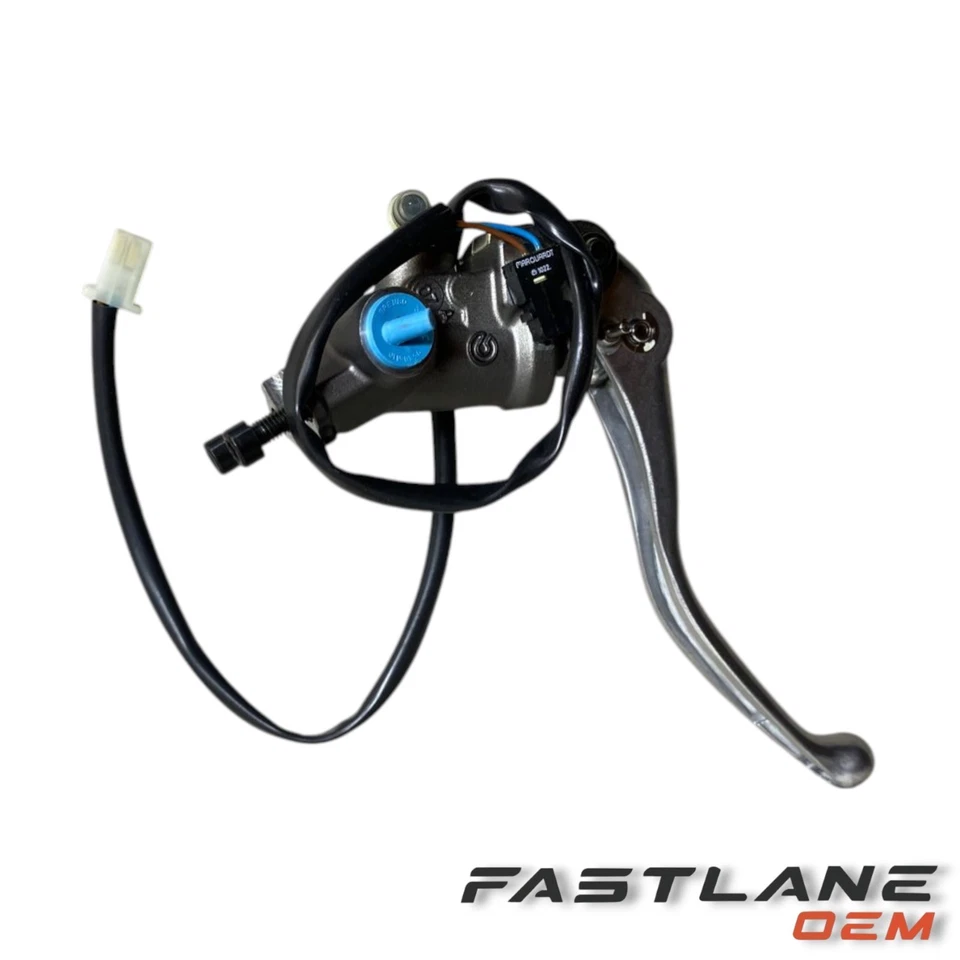 Cilindro maestro embrague Ducati Hypermotard 1100 2008-2011 nuevo OEM 63040411A Foto 2 de 4