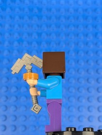 Lego Minecraft: Steve (Light Nougat) - Dark Purple Legs min009 Set 21116