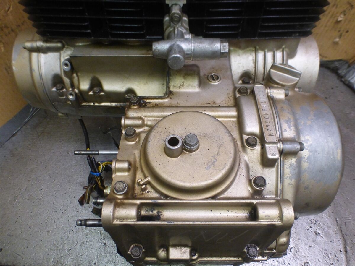 1983 Kawasaki KZ750 Spectre KM5166! engine motor low 1983 Kawasaki KZ750 Spectre KM5166! engine motor low