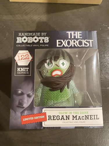 Handmade by Robots The Exorcist Reagan MacNeil (GITD) Vinyl Figure - 第 1/8 張圖片