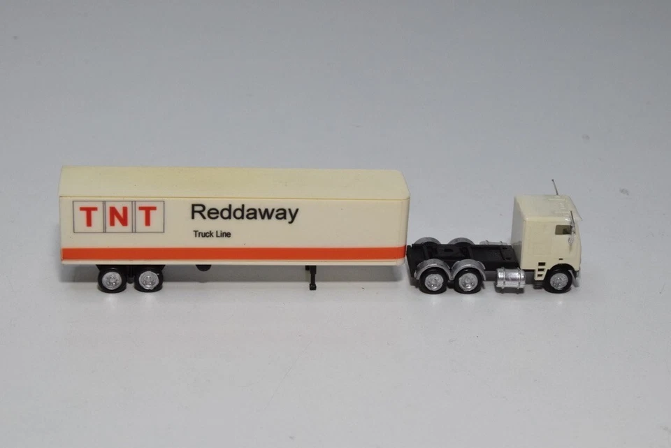 B54 1:120 ?? 10CM LONG KENWORTH TNT REDDAWAY TRUCK WITH TRAILER TNT EXC. COND. - Image 4 of 4