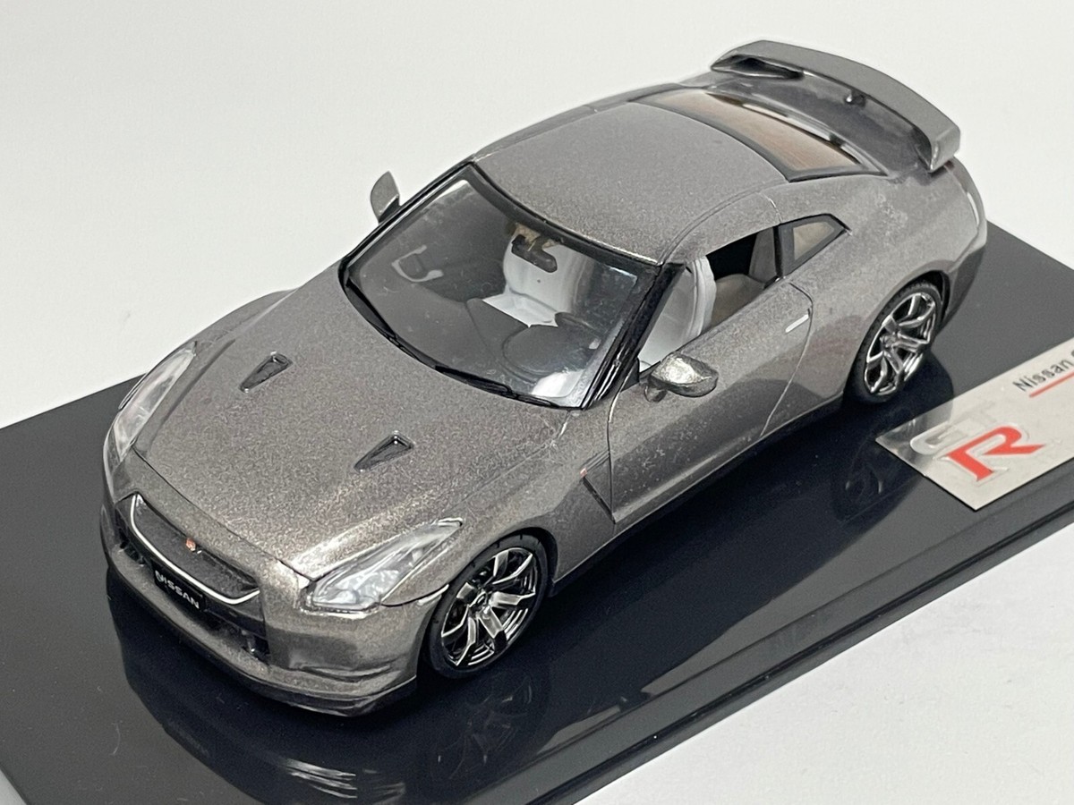 ミニカー TOP SECRET R35 1/43 SCALE MODEL SILVER 1/64 NISSAN GTR