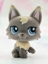 Littlest Pet Shop Authentic  1411 Gray Cream Paw Up Wolf Cat Blue Eyes