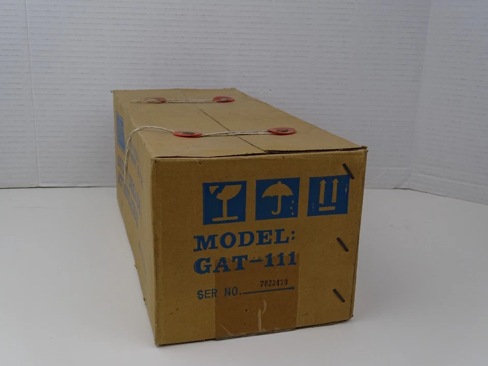 Atenuador GW GAT-111 GAT111 AF Década De Colección Nuevo de Lote Antiguo NUEVO SELLADO Foto 3 de 4