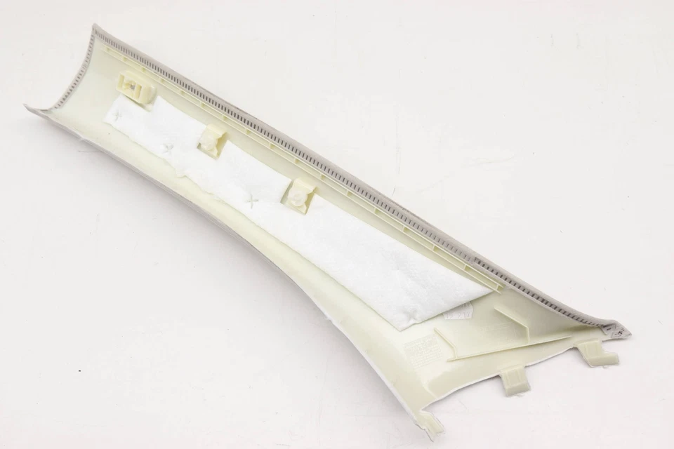 2020-2022 BMW 740I XDRIVE - Front Right Upper A Pillar TRIM / Panel 7355328 - Image 4 of 4