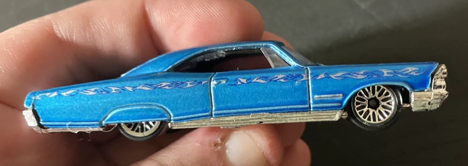 Blue 1965 Pontiac Bonneville - Hot Wheels 13 First Editions 1:64 Diecast - CLEAN - Image 4 of 4