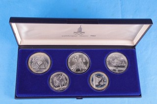 Rusia 2 x 5 Rublos y 3 x 10 Rublos Olimpiadas Plata 900 con Caja (Nº6)