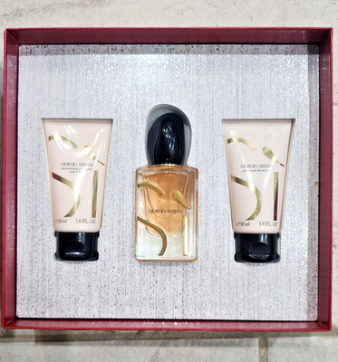 Giorgio Armani  SI  3 Piece Gift Set  1 Eau De Parfum 1 Body Lotion 1 Bath Gel