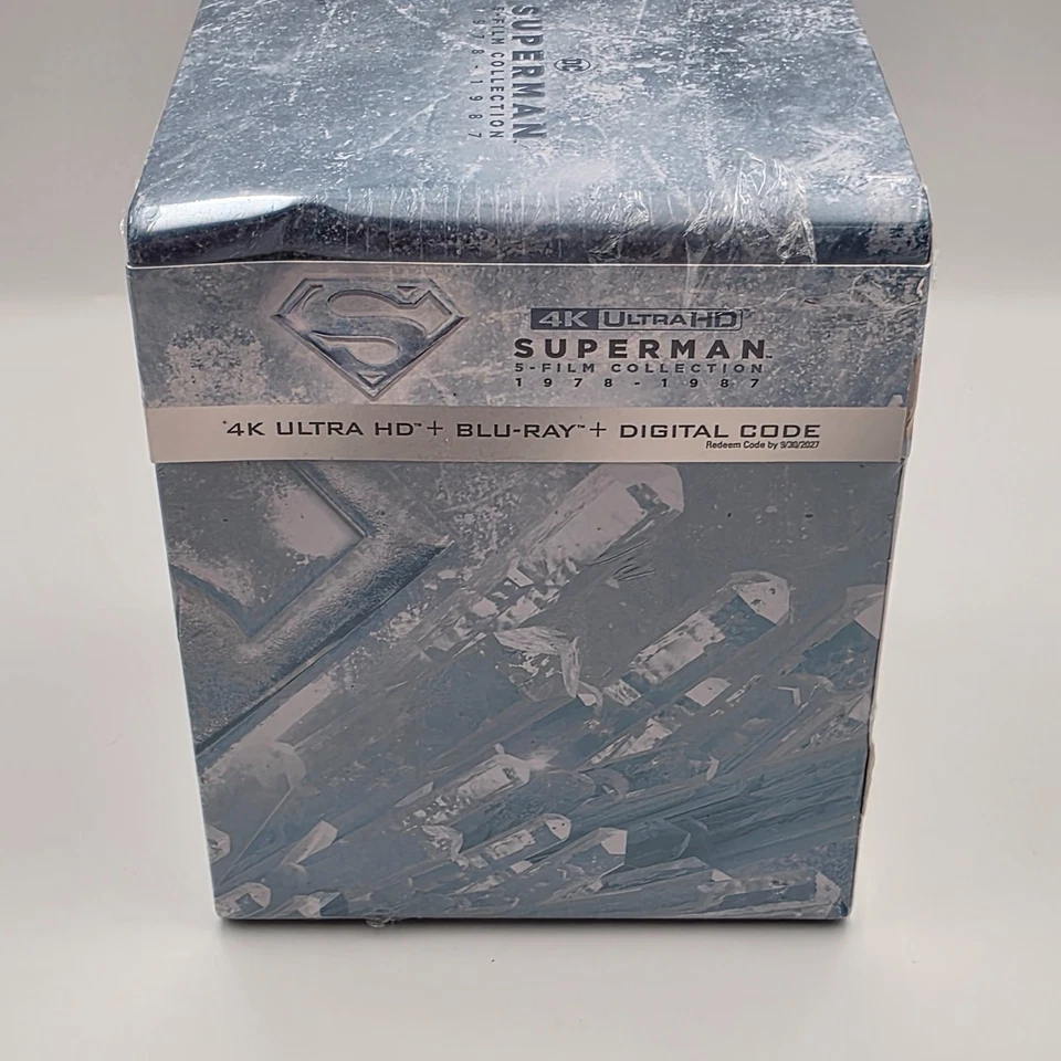 Superman 5-Film Collection Exclusive Amazon 4K UHD + Blu-ray + Digital - Dented - Image 3 of 4