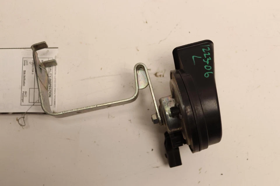 2020-2023 BMW M235I F44 LEFT SIDE LOW HORN TONE NOTE PITCH ALARM SIREN OEM - Image 2 of 4