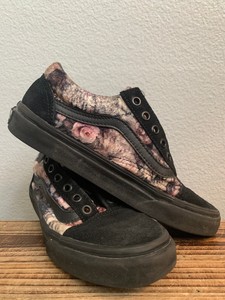 vans old skool floral velvet sneaker