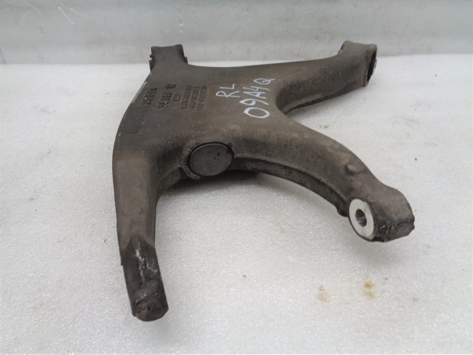 Brazo de control inferior del conductor trasero izquierdo Audi A4 Quattro 2009-2016 brazo en A OEM AK220658 Foto 4 de 4