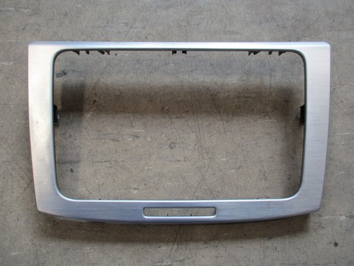 Zierrahmen Navigation VW Passat 3C Naviblende Radio Blende 3C0858069P silber