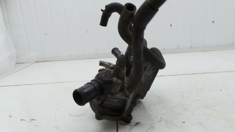 Mazda CX7 2011 2,2 diésel R2AA bomba de agua con carcasa termostática Foto 4 de 4