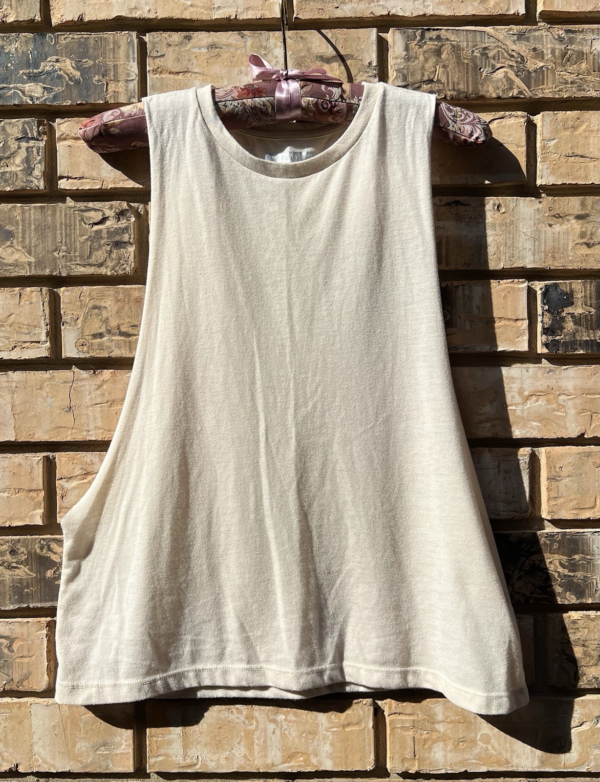Forever 21 Tank Top Womens Small Beige Ribbed Scoop Neck Sleeveless Pullover