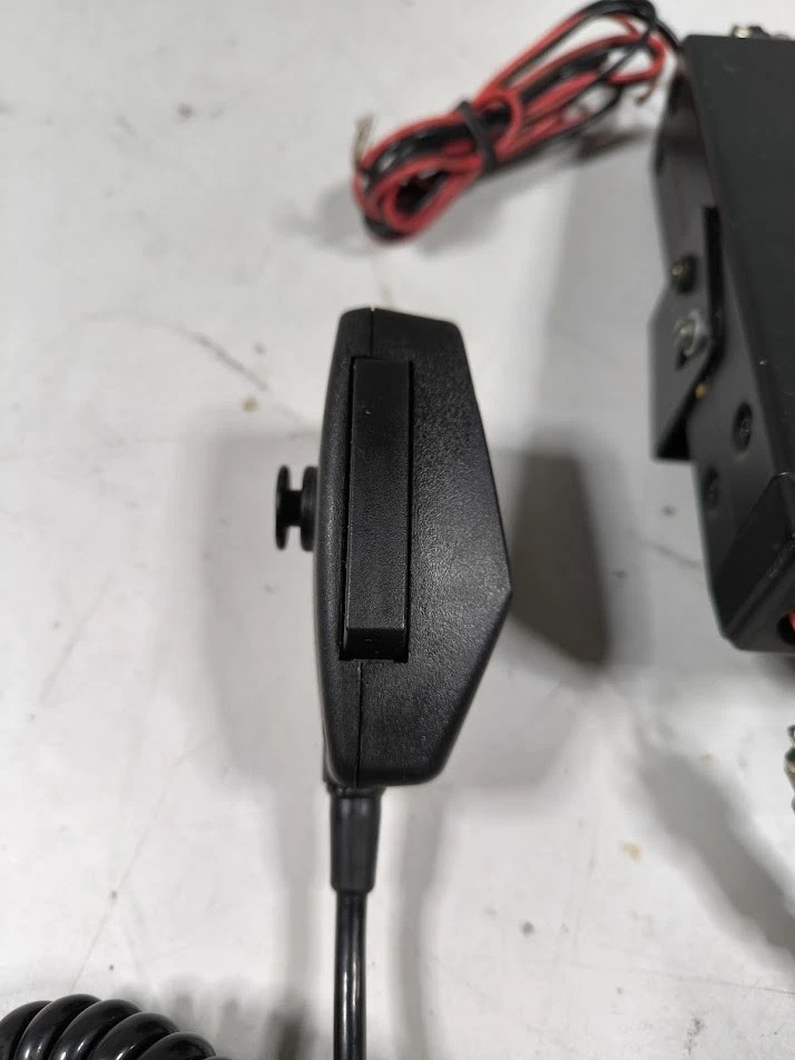 Danita 240 FM CB Radio - Gebraucht, Kein Stromkabel, Ungetestet - Bild 4 von 4