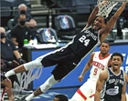 DEVIN VASSELL SIGNED AUTO 8X10 PHOTO PSA/DNA #AO29059 **SAN ANTONIO SPURS**