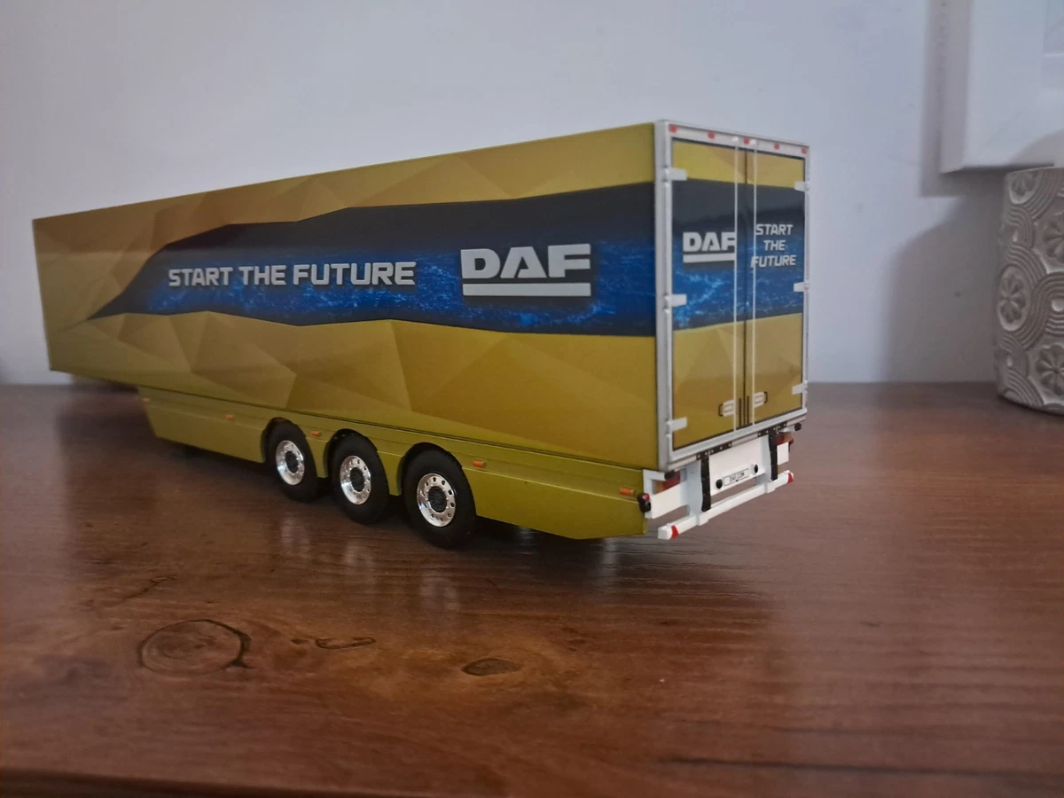 WSI 1/50 REMORQUE CARGO DAF NEUVE
