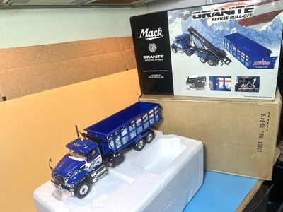 First Gear - Mack Granite Patriotic Flags Roll-Off Truck  1/34