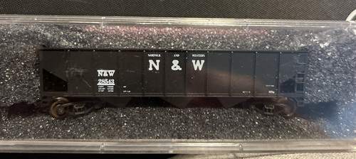 Roundhouse 40 pies Three Bay R/S Peek And Hopper Norfolk And Western #08642 | Condition: New