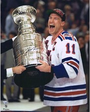 Mark Messier Cards, Rookie Cards and Autographed Memorabilia Guide 18