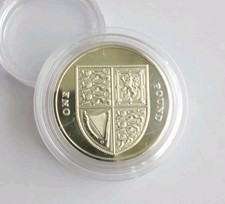 2015 Royal Shield £1 One Pound Coin 5th Portrait Brilliant Uncirculated See Note