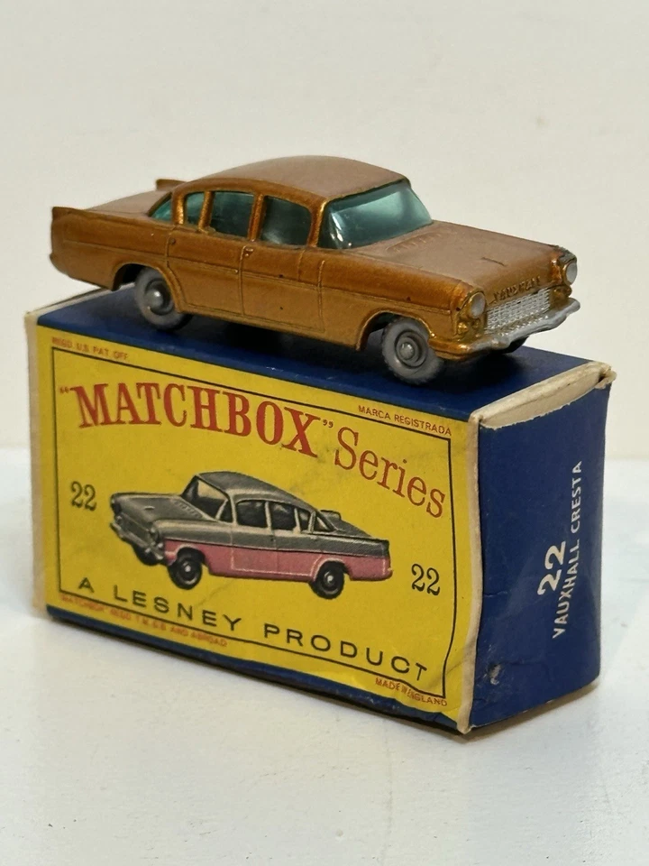 Lesney Matchbox Toys MB22b Vauxhall Cresta Copper Box Flap Missing - Image 2 of 4