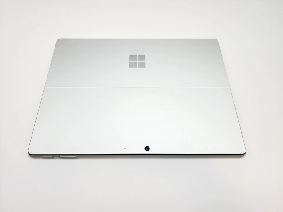 Microsoft Surface Pro 9 2038 13" i7 12th Gen 16GB 256GB 2.6GHz Silver Grade C - Image 3 of 4