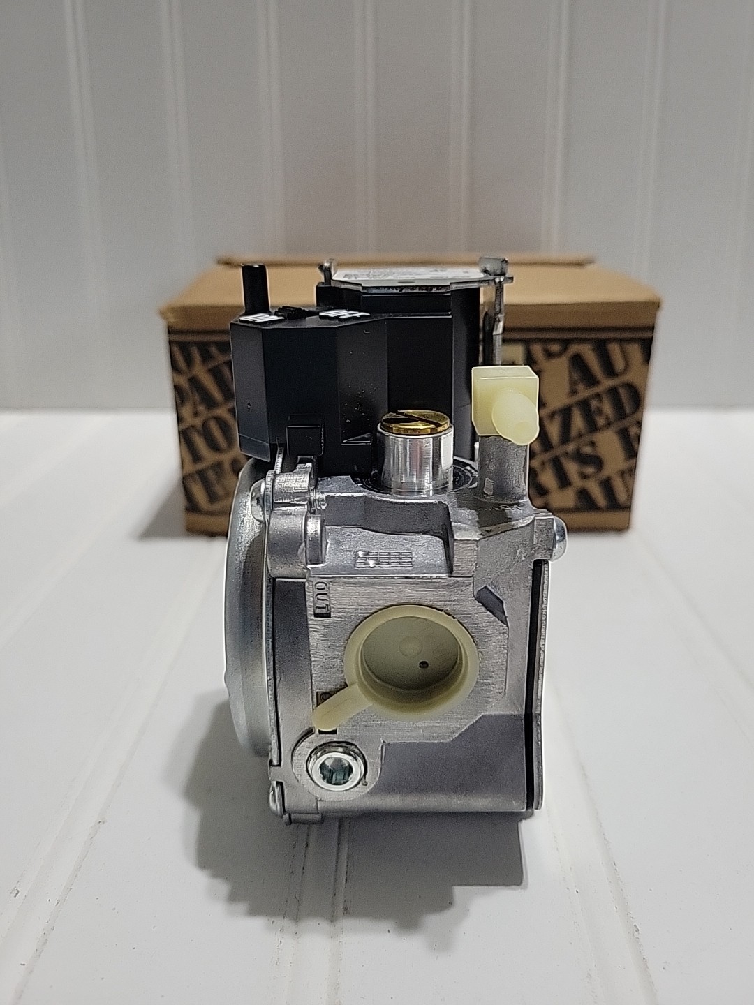 Factory Authorized Parts Gas Valve Kit EF660015 36J24-510 