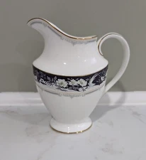 Royal Doulton Paradise H5134 Creamer Mint Condition