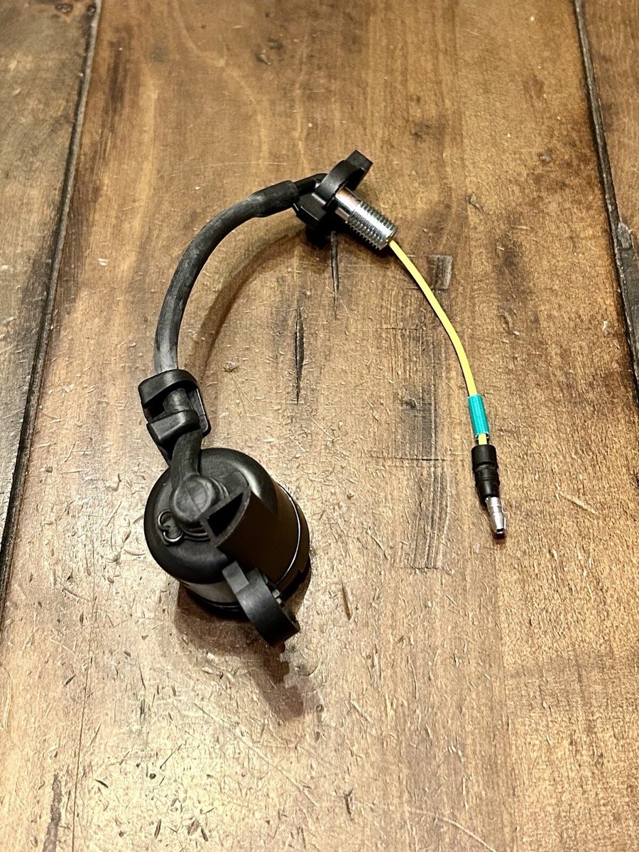 HONDA Oil Level Switch Assy EB5000 EB6500 EM5000 15510-ZE2-053