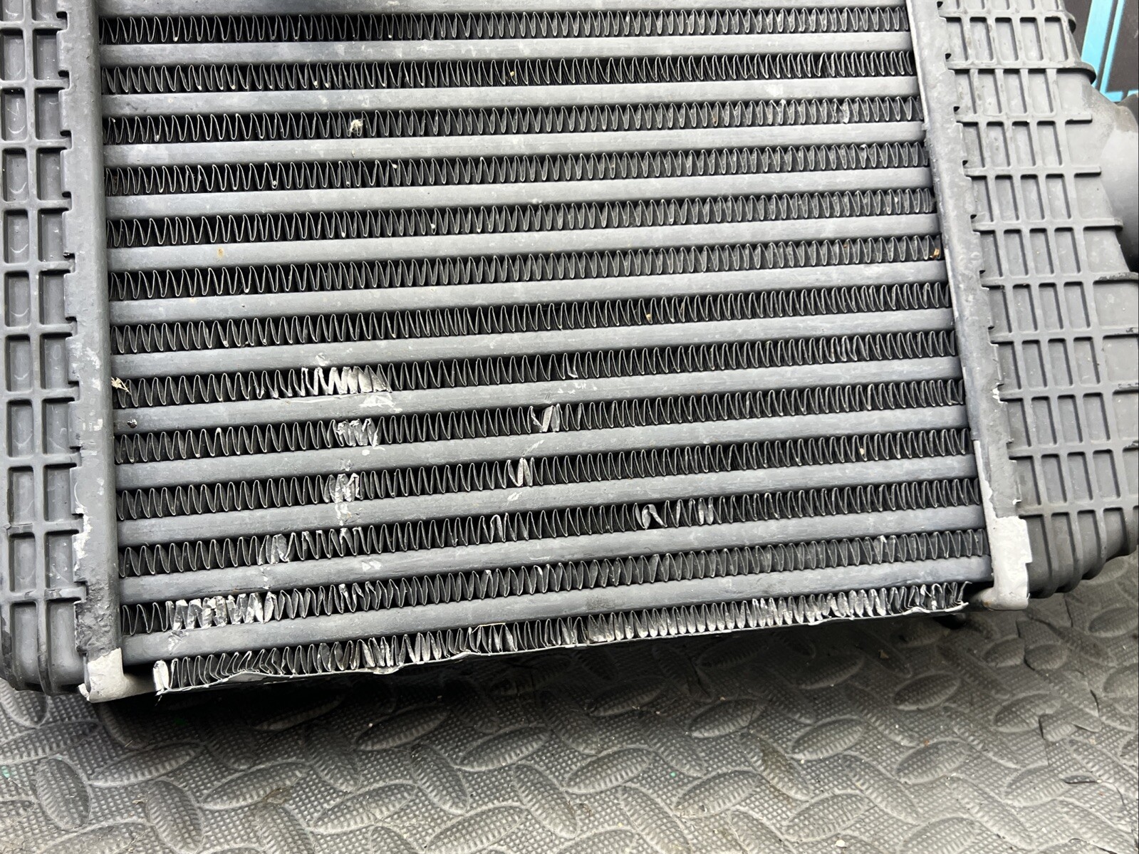OEM 2014-2019 MASERATI GHIBLI SQ4 3.0L LEFT DRIVER FRONT RADIATOR INTERCOOLER