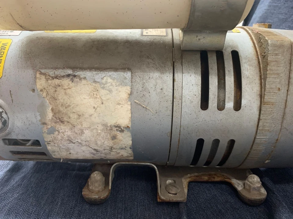 BOMBA DE VACÍO ROTATIVA ELÉCTRICA EMERSON 4,5 CFM Foto 4 de 4