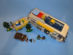 LEGO CREATOR 3 in 1: Vacation Getaways - Set 31052 Complete No Instructions