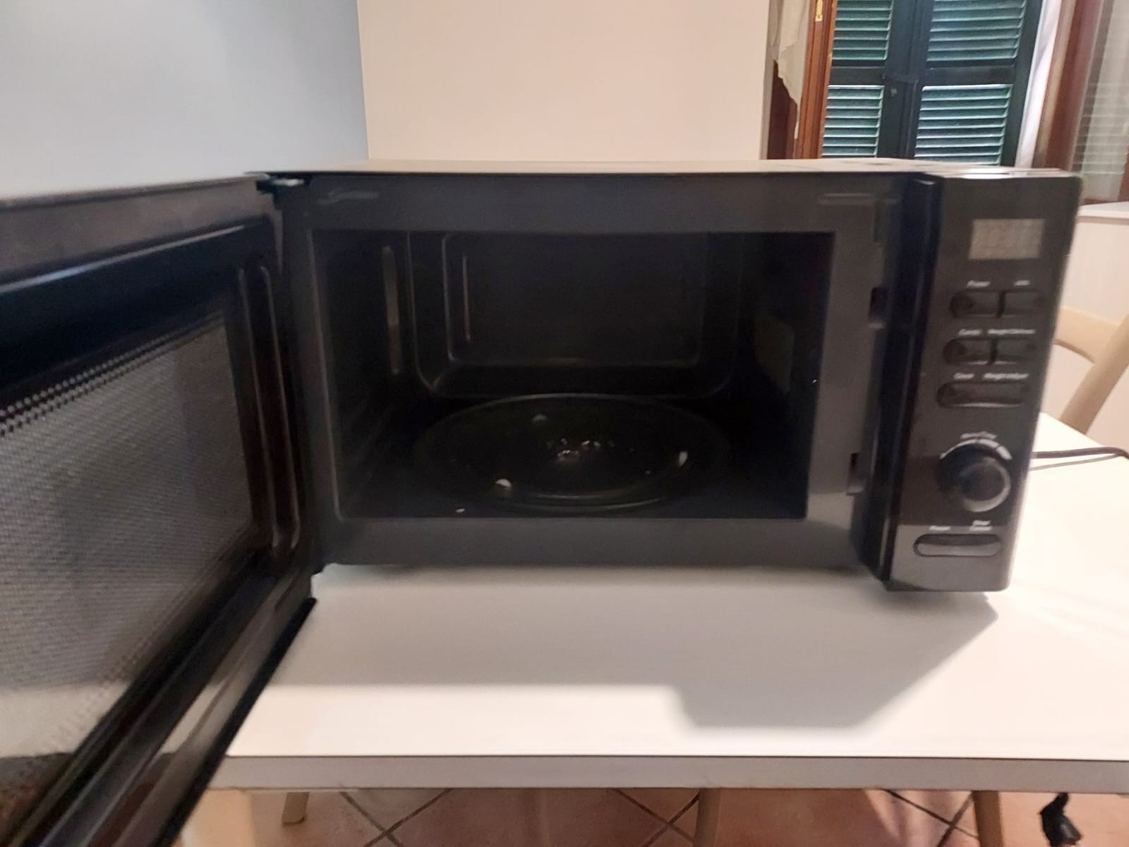 Necchi Forno a microonde elettrico nero con timer e piatto girevole