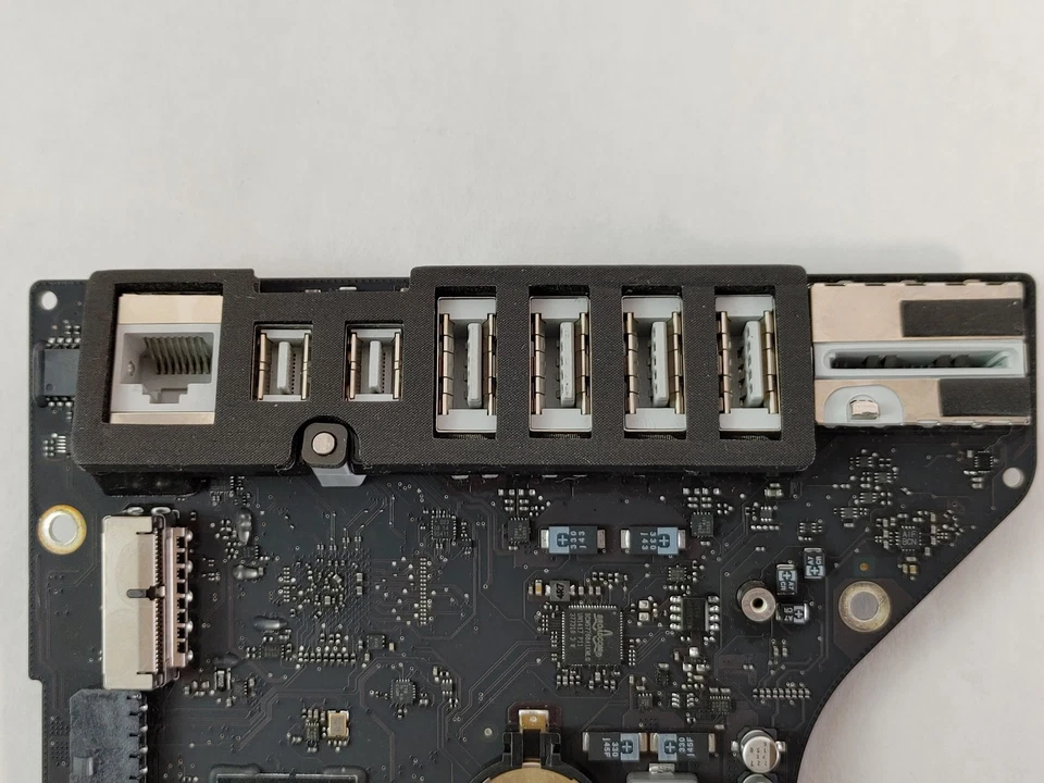 Apple iMac A1418 21.5 Late 2013 i5-4570R 2.7GHz Logic Board 820-3588-A - Image 3 of 4