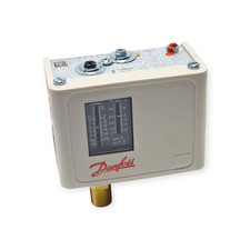 DANFOSS KPI35 PRESSOSTATO REGOLABILE -0,2÷8 BAR ATTACCO G1/4 PER IMPIANTI HVAC R