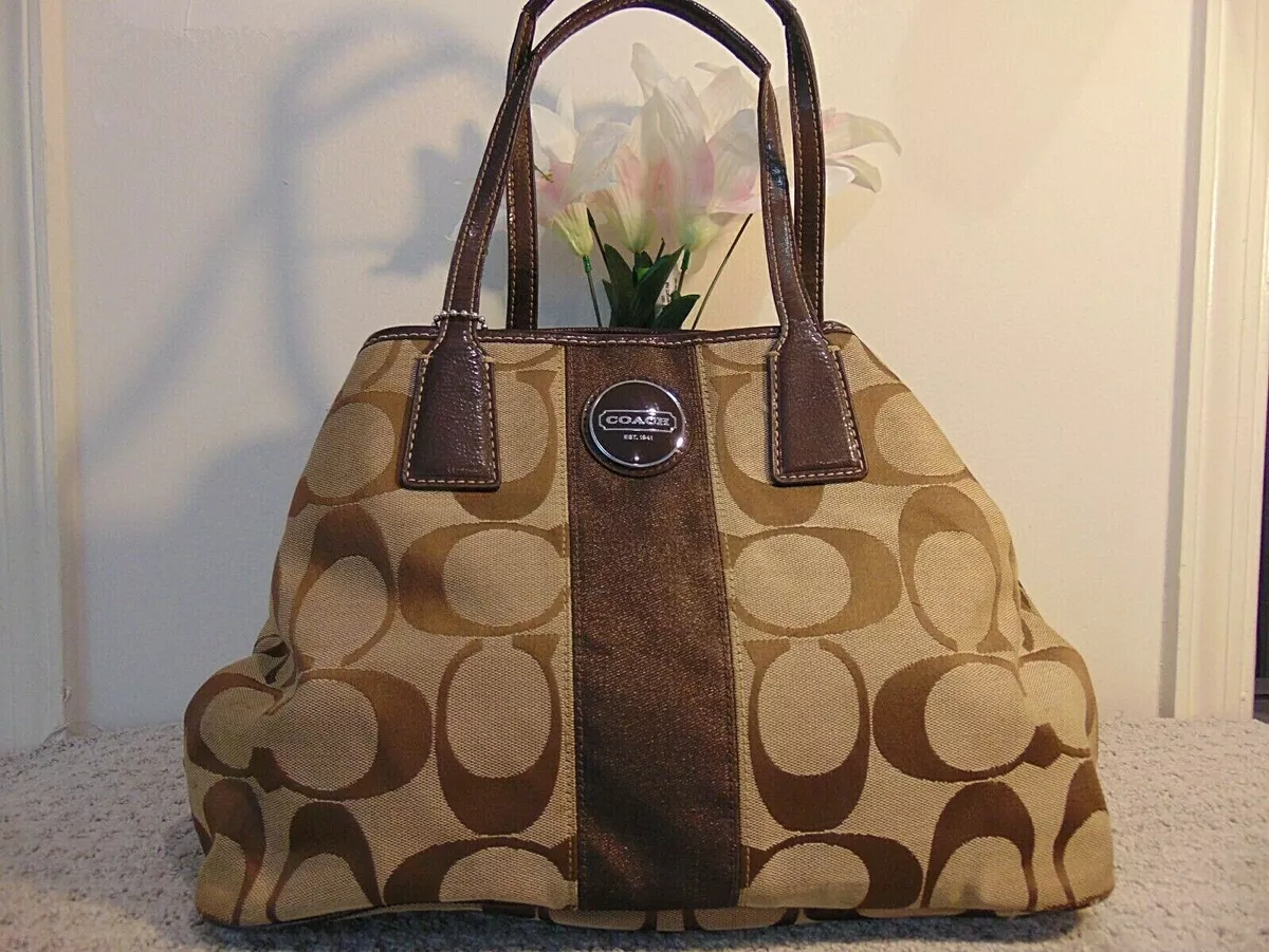 Coach bag sale: Buy these bags, clutches, carryalls for under $300 