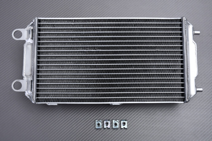Radiateur de refroidissement d'eau Racing en aluminium pour Street Rod XG750