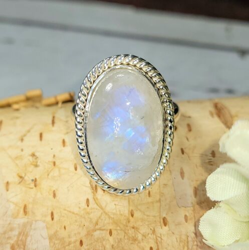 Natural High Grade Rainbow Moonstone Sterling Silver Ring Size 7 8gr DE16 - Picture 1 of 6