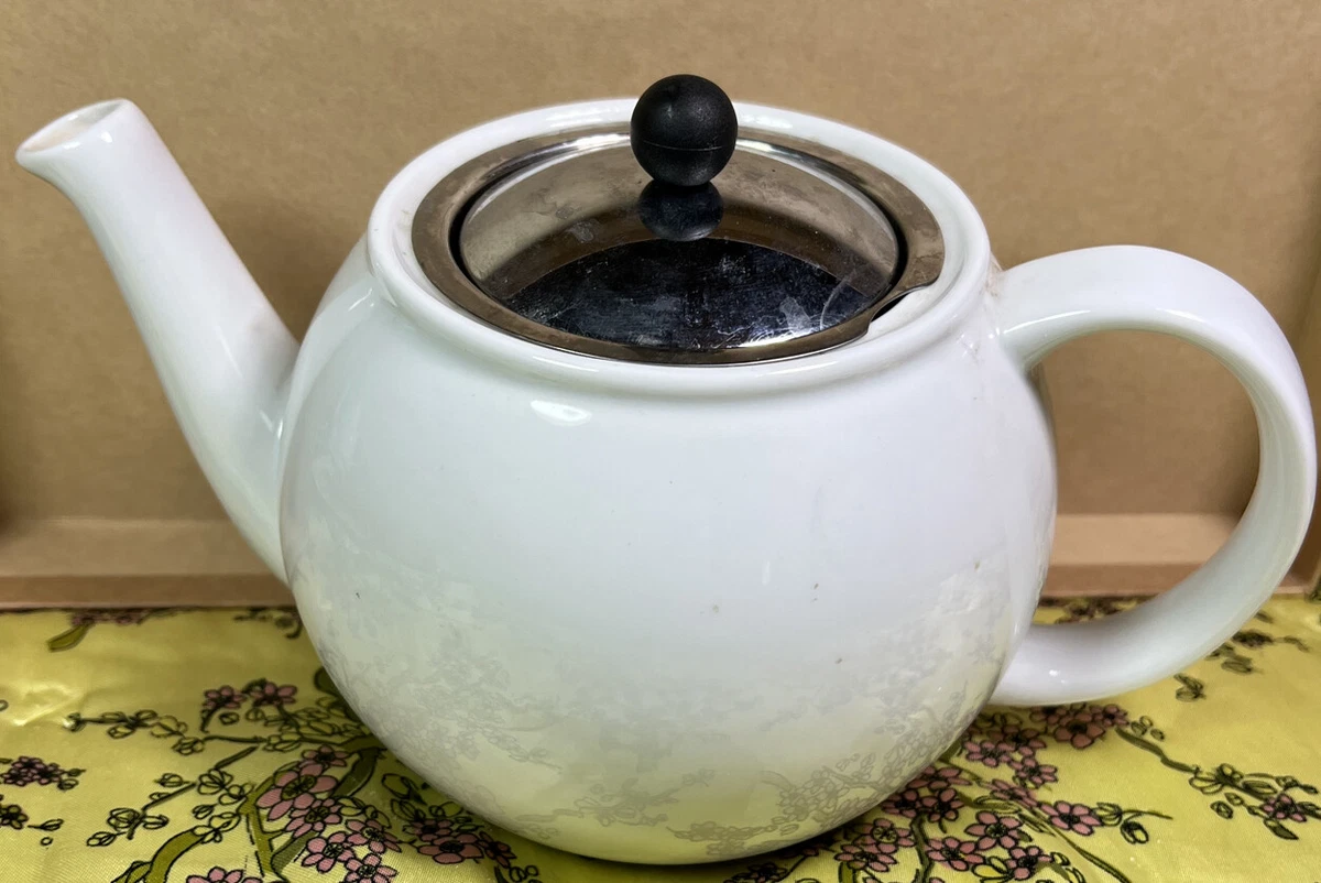 Bodum hotsell kettle white