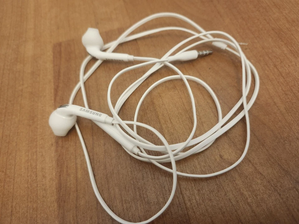 Auriculares con micrófono para Samsung/Aux adaptador para iPhone  Foto 2 de 4