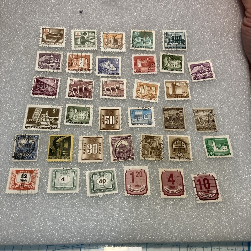 35 USED/HR Magyar/Hungary small Stamps, 1915-1975- Architecture/Transport- DEAL!