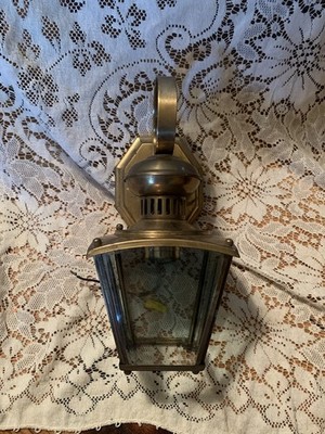 Vtg Underwriter Laboratories Brass Wall Mount Outdoor Lantern Light Fixture