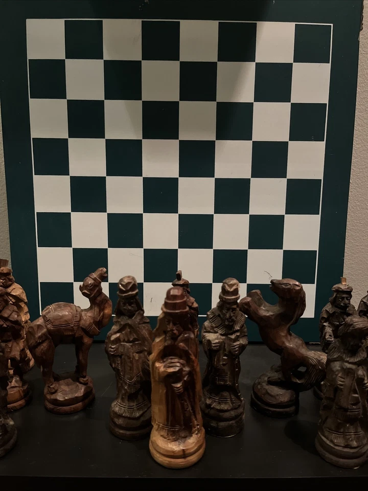 Juego de ajedrez vintage de madera hecho a mano de 21" piezas de tablero, tallado a mano raro Foto 2 de 4