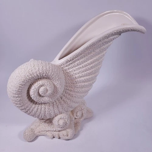Vintage ROYAL HAEGER Nautilus White Mottled Textured Shell Ceramic VASE