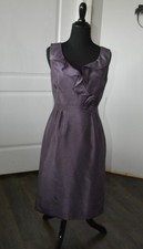 Tahari Sheath Cocktail Dress with a Ruffled Neckline and Rose sz 2 Purple
