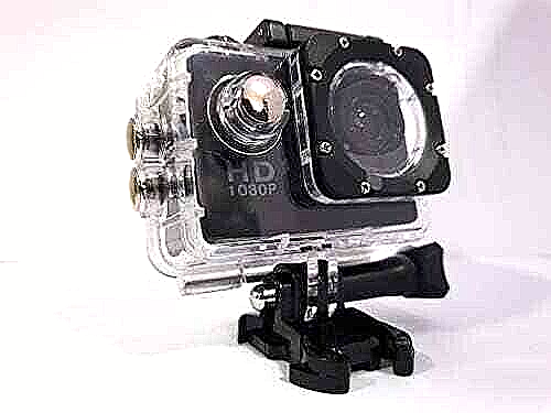 Sports Camera 1080P 2 inch screen w/accessories perfect for teens