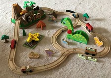 dinosaur bucket top train set