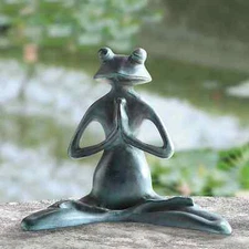 Aluminium Outdoor Statue Meditating Yoga Frog Fantasy Garden Sculpture Décor